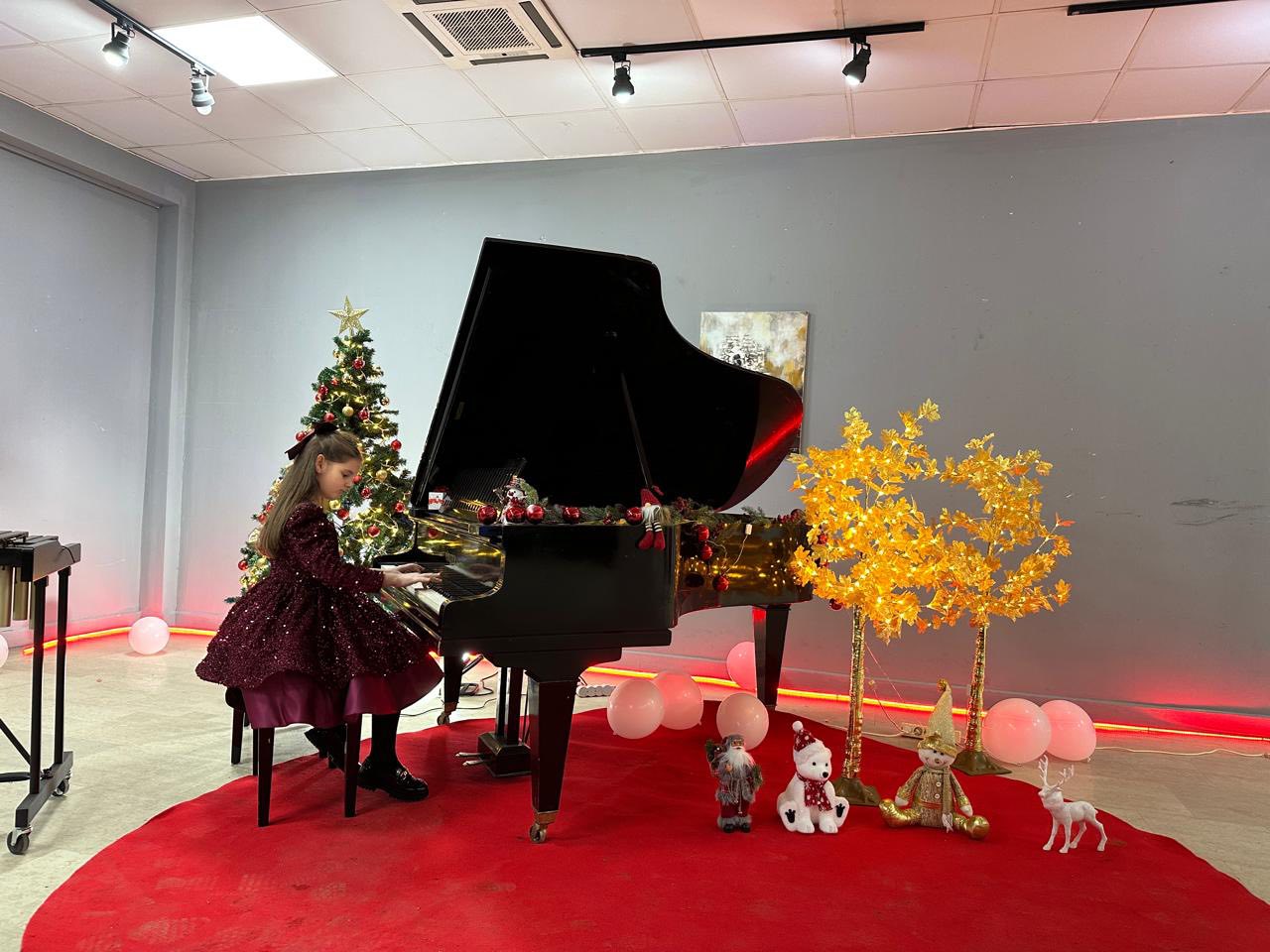 Koncert i Pianos