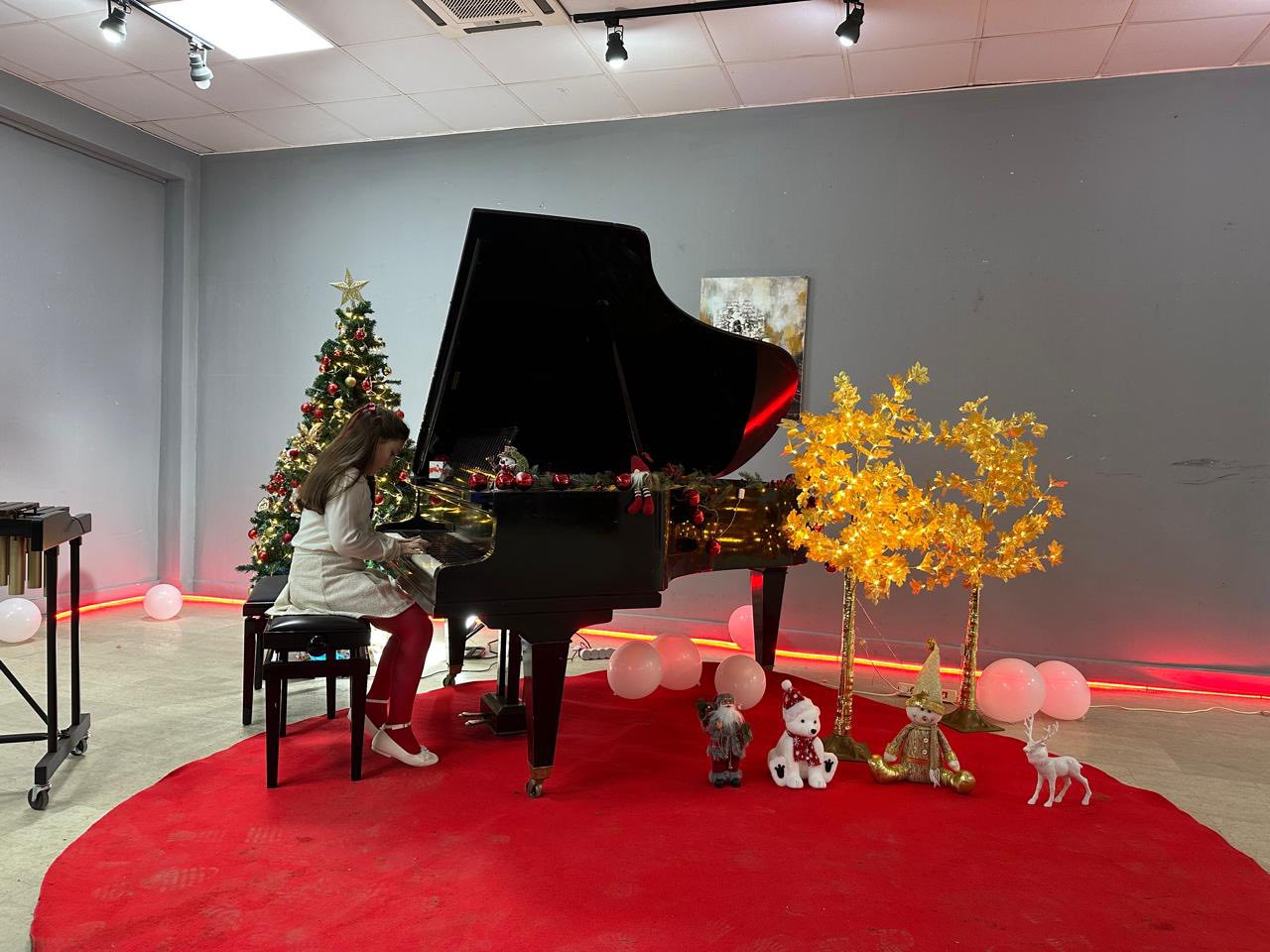 Koncert i Pianos