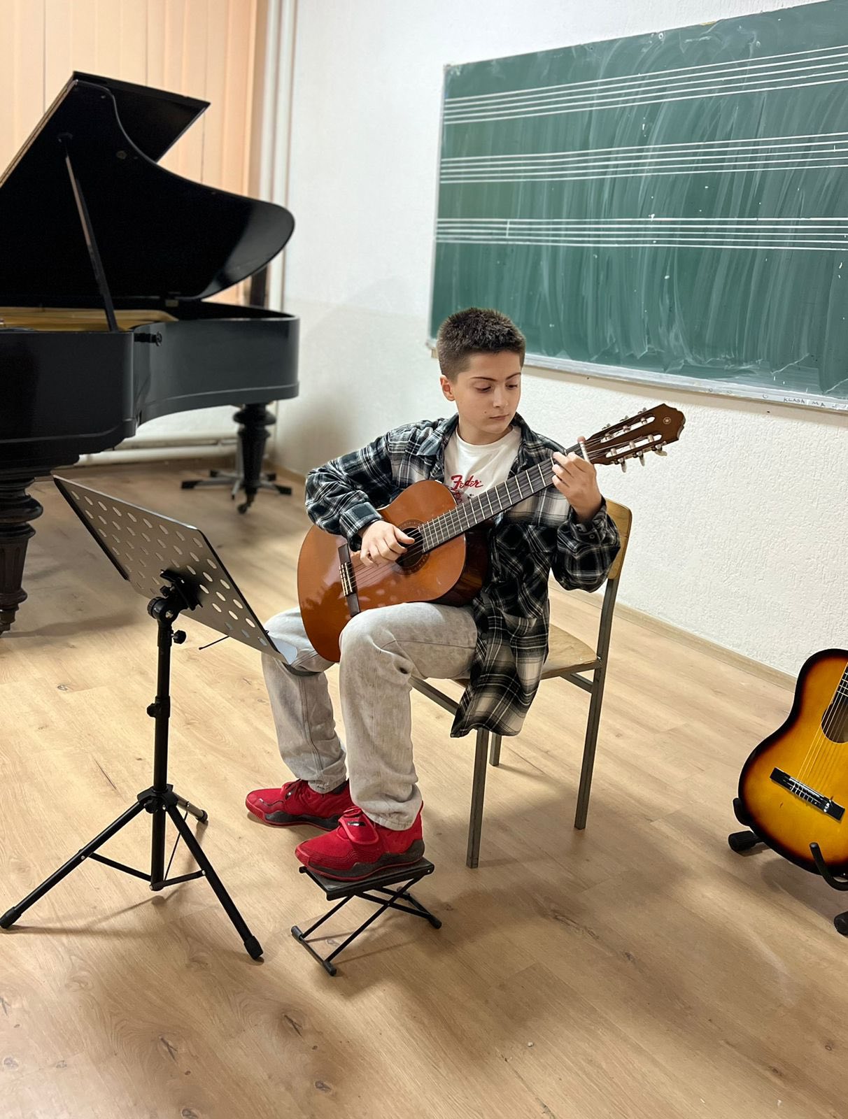 Koncerti i klasës së violinës dhe kitarës
