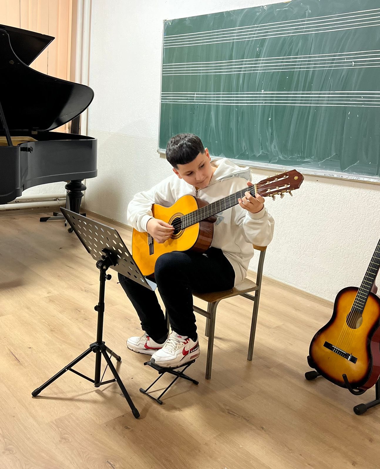 Koncerti i klasës së violinës dhe kitarës