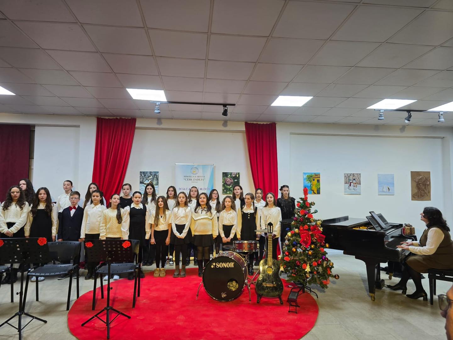 Koncert dhe Ekspozite e fundvitit