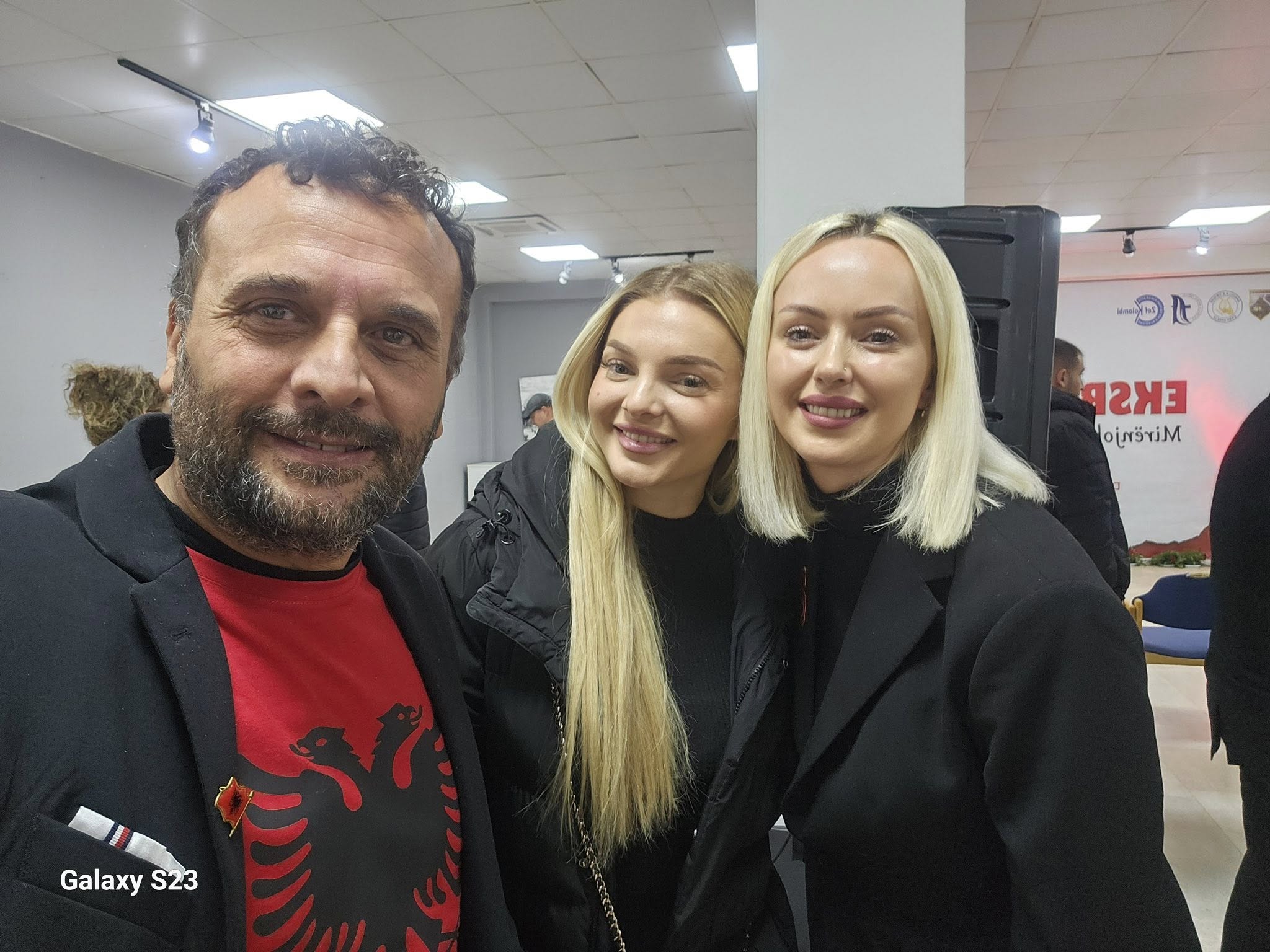 “Ekspozitë Artistike – Mirënjohje për Lirinë”