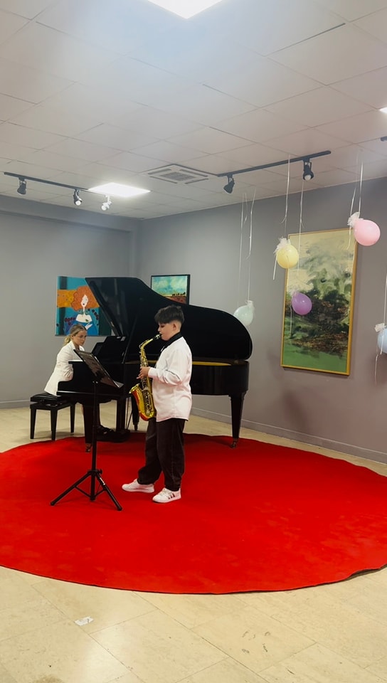Koncert, Violinë dhe Saksofon