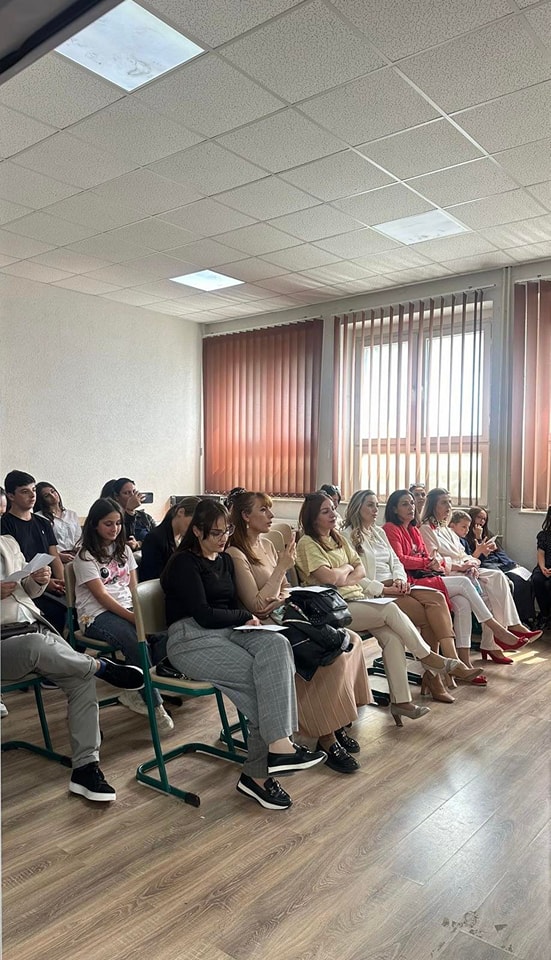 Koncerti i Aktivit të Solo-Këndimit!
