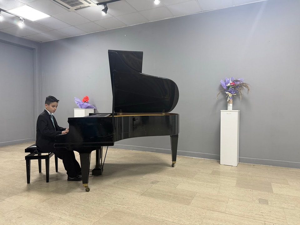 KONCERTI I AKTIVIT TË PIANOS!