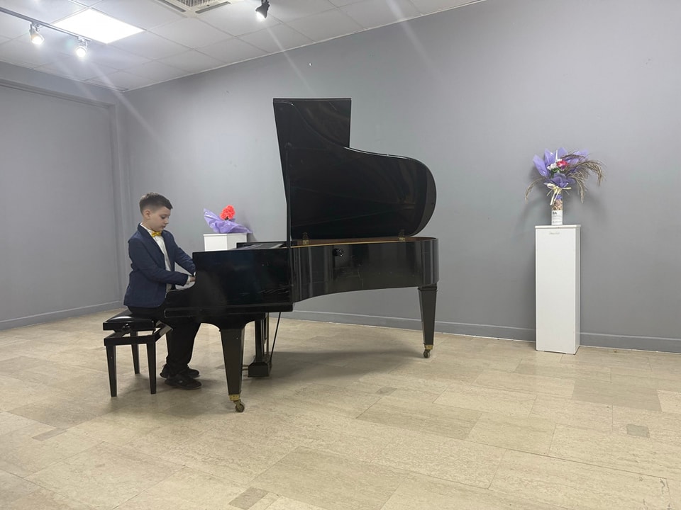 KONCERTI I AKTIVIT TË PIANOS!