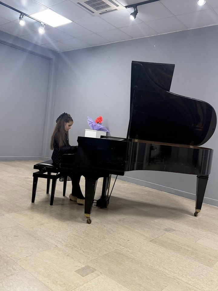 KONCERTI I AKTIVIT TË PIANOS!