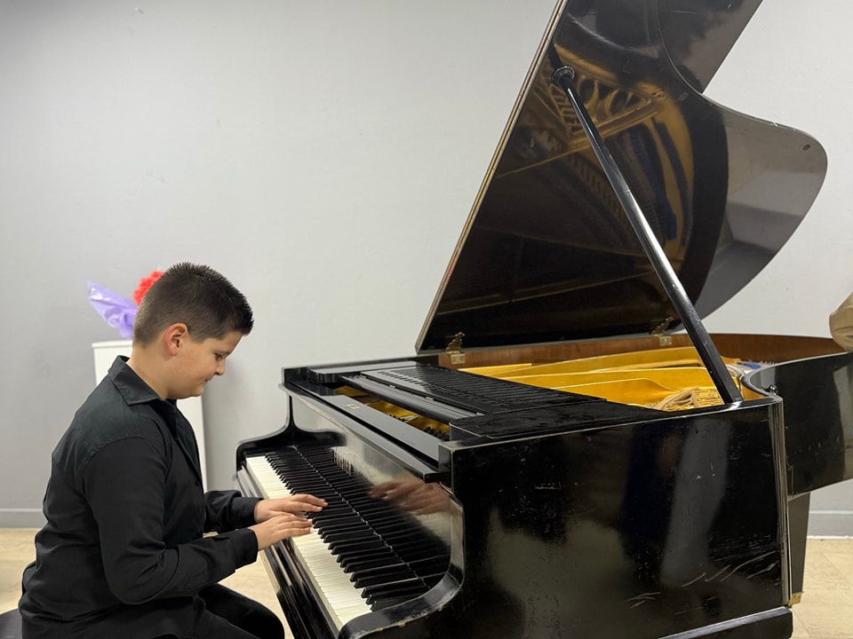 KONCERTI I AKTIVIT TË PIANOS!