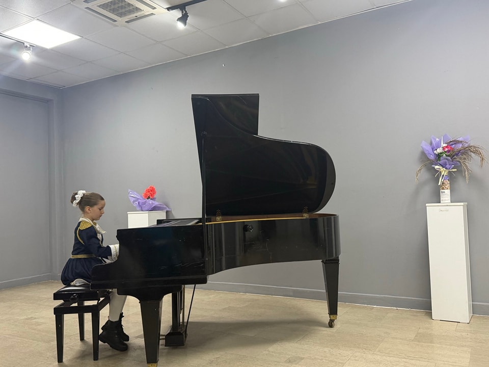 KONCERTI I AKTIVIT TË PIANOS!