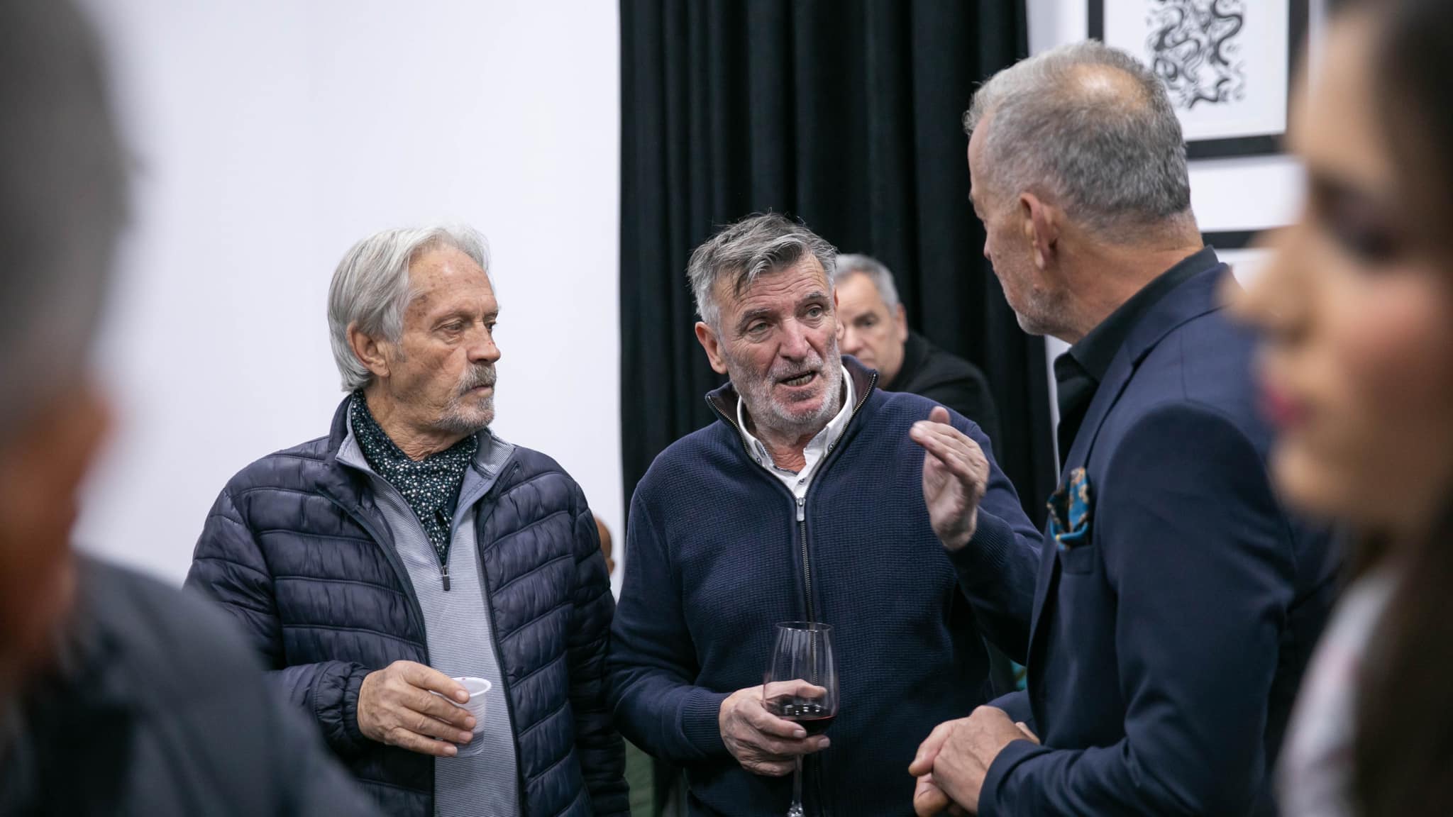 Ekspozita "Flatra te n'Grira" nga maestro Hazir Reka