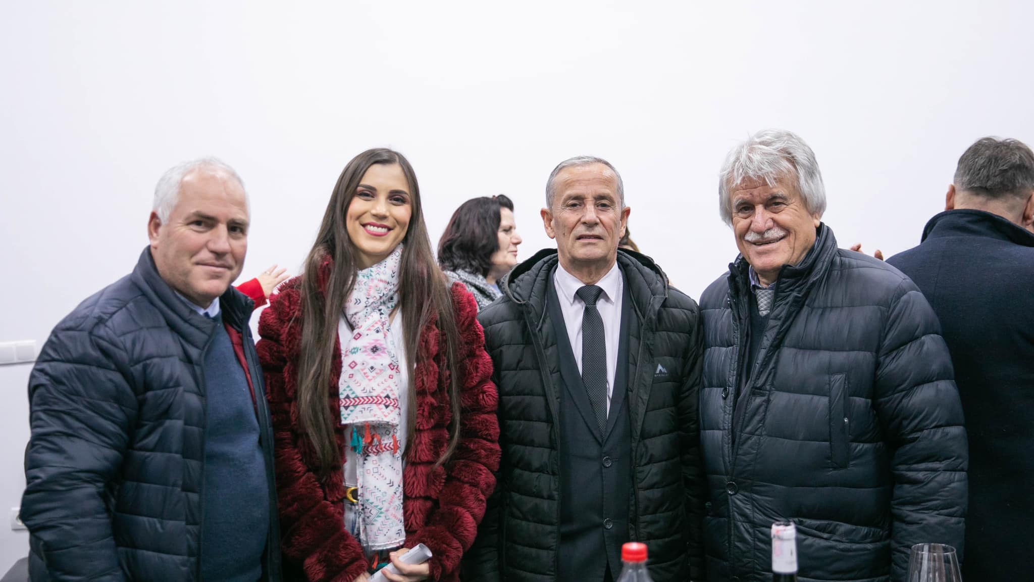Ekspozita "Flatra te n'Grira" nga maestro Hazir Reka