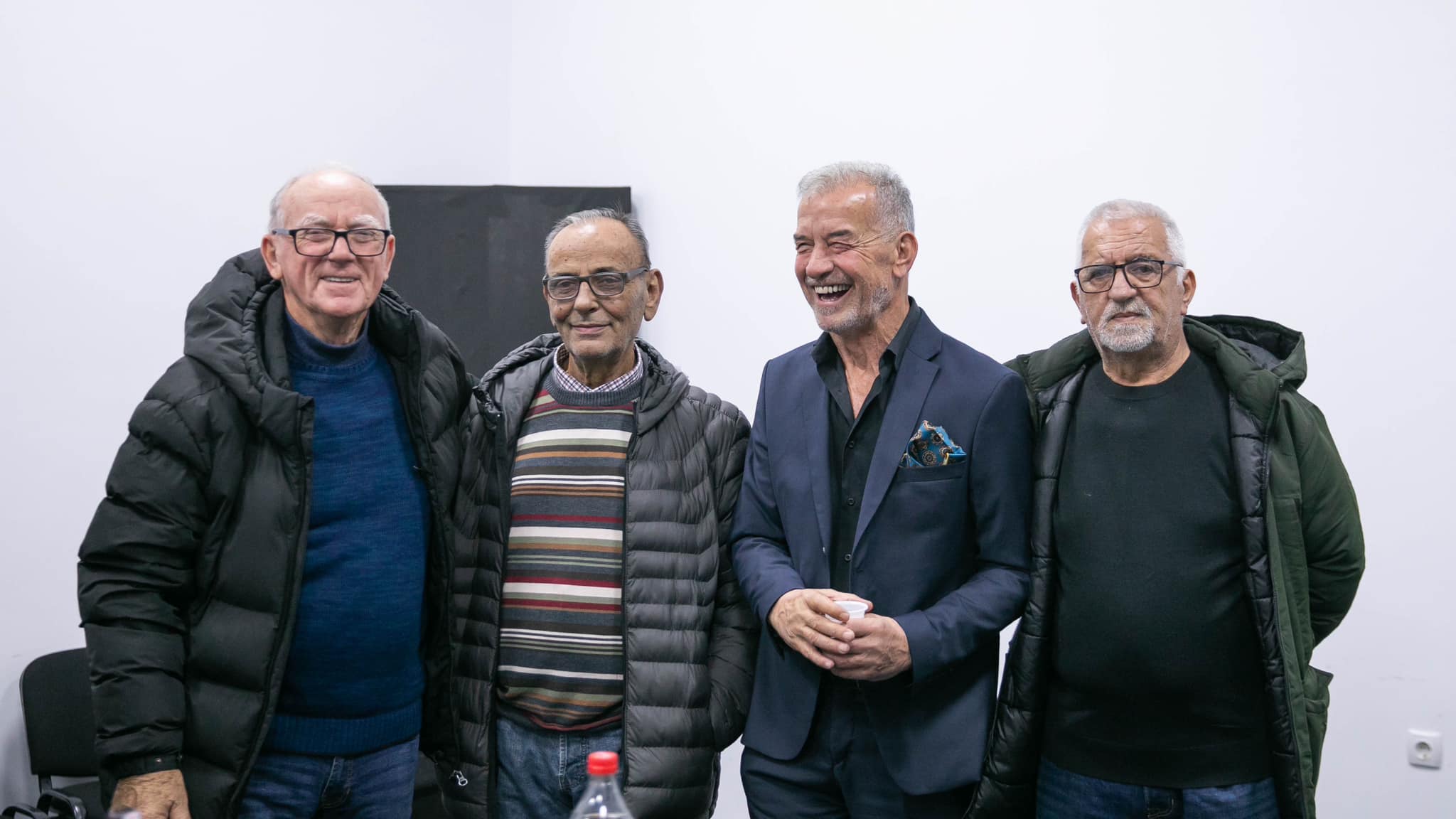 Ekspozita "Flatra te n'Grira" nga maestro Hazir Reka