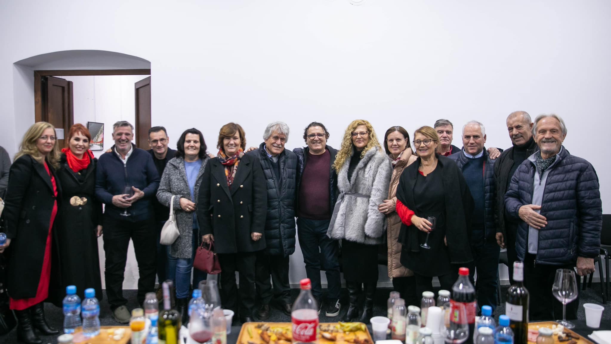 Ekspozita "Flatra te n'Grira" nga maestro Hazir Reka